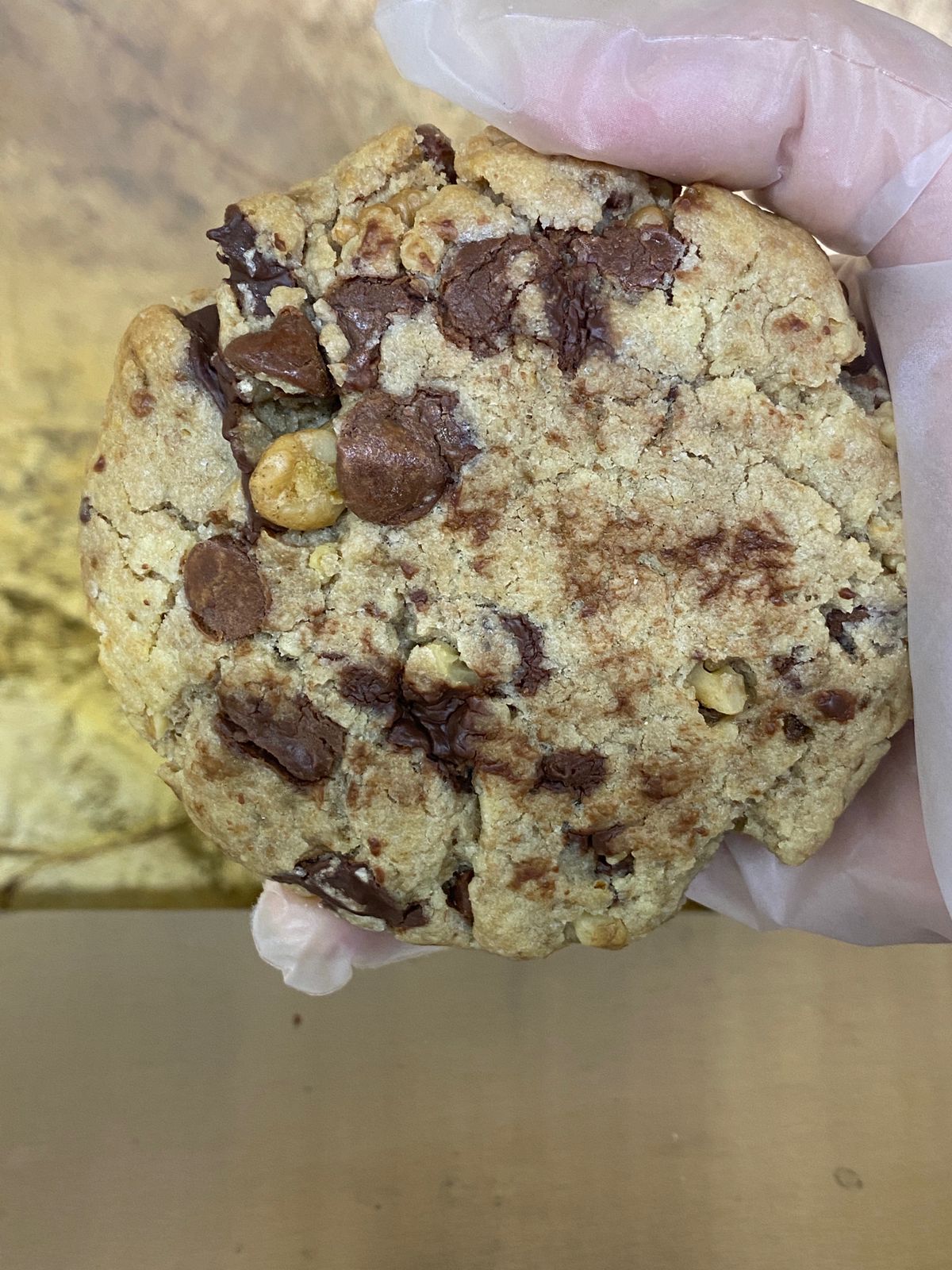 Cookie tradicoonal com nozes.jpg